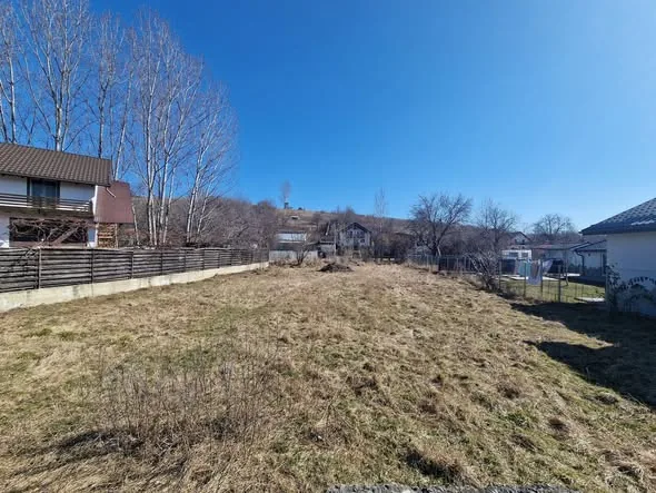 Teren 812 mp cu toate utilitățile — Ciritei, Piatra Neamț